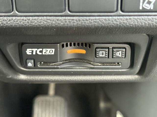 ステップワゴンスパーダ スパーダハイブリッド　Ｇ・ＥＸ　ホンダセンシング　ワンオーナー／１０型純正ナビ／地デジ／バックカメラ／後席モニター／両側電動／衝突軽減／ＥＴＣ２．０／レーダークルーズ／プッシュスタート／スマートキー／ＬＥＤ／（49枚目）