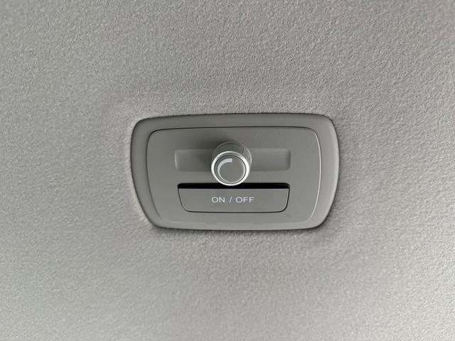 ステップワゴンスパーダ スパーダハイブリッド　Ｇ・ＥＸ　ホンダセンシング　ワンオーナー／１０型純正ナビ／地デジ／バックカメラ／後席モニター／両側電動／衝突軽減／ＥＴＣ２．０／レーダークルーズ／プッシュスタート／スマートキー／ＬＥＤ／（64枚目）