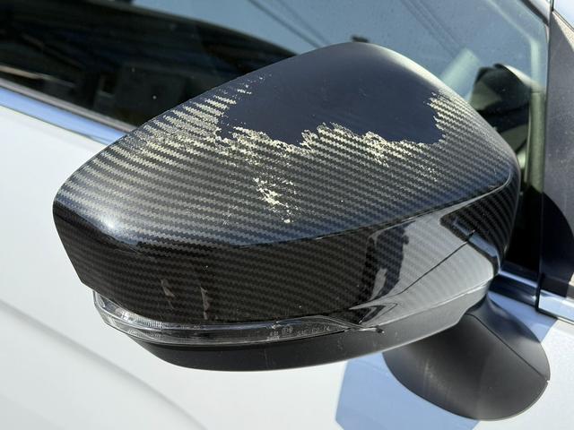エクリプスクロスＰＨＥＶ Ｇ　アルパインナビ／地上デジタルフルセグＴＶ／バックカメラ／シートヒーター／パワーシート／パワーバックドア／レーダークルーズ／ＬＥＤヘッドライト／ＥＴＣ／衝突軽減／（12枚目）
