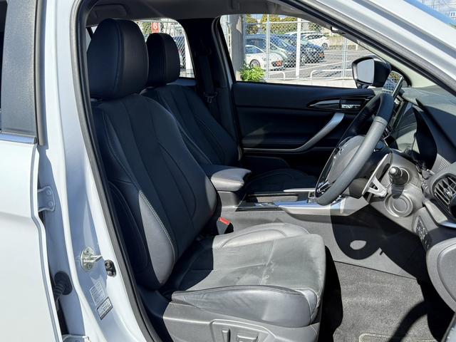 エクリプスクロスＰＨＥＶ Ｇ　アルパインナビ／地上デジタルフルセグＴＶ／バックカメラ／シートヒーター／パワーシート／パワーバックドア／レーダークルーズ／ＬＥＤヘッドライト／ＥＴＣ／衝突軽減／（17枚目）