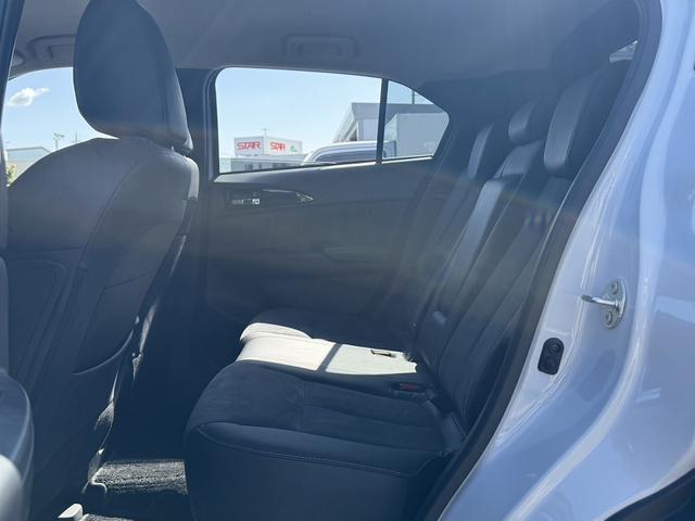 エクリプスクロスＰＨＥＶ Ｇ　アルパインナビ／地上デジタルフルセグＴＶ／バックカメラ／シートヒーター／パワーシート／パワーバックドア／レーダークルーズ／ＬＥＤヘッドライト／ＥＴＣ／衝突軽減／（20枚目）