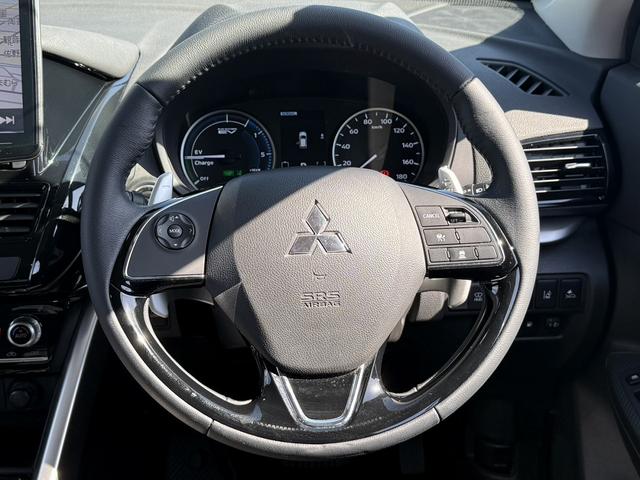 エクリプスクロスＰＨＥＶ Ｇ　アルパインナビ／地上デジタルフルセグＴＶ／バックカメラ／シートヒーター／パワーシート／パワーバックドア／レーダークルーズ／ＬＥＤヘッドライト／ＥＴＣ／衝突軽減／（23枚目）
