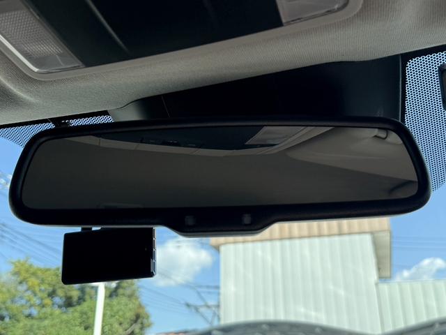 エクリプスクロスＰＨＥＶ Ｇ　アルパインナビ／地上デジタルフルセグＴＶ／バックカメラ／シートヒーター／パワーシート／パワーバックドア／レーダークルーズ／ＬＥＤヘッドライト／ＥＴＣ／衝突軽減／（42枚目）