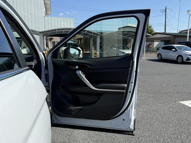 エクリプスクロスＰＨＥＶ Ｇ　アルパインナビ／地上デジタルフルセグＴＶ／バックカメラ／シートヒーター／パワーシート／パワーバックドア／レーダークルーズ／ＬＥＤヘッドライト／ＥＴＣ／衝突軽減／（73枚目）