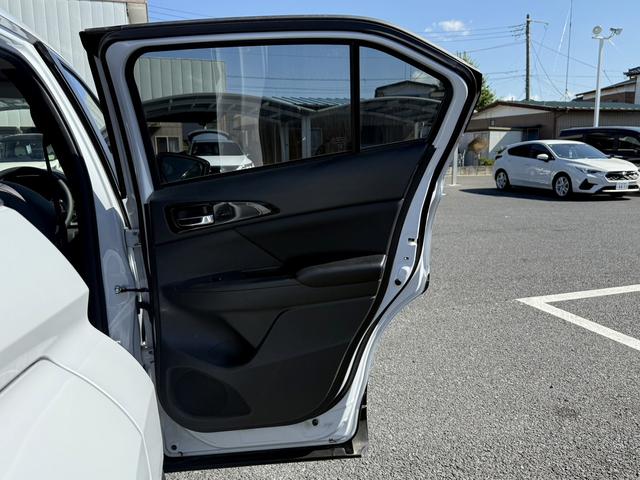 エクリプスクロスＰＨＥＶ Ｇ　アルパインナビ／地上デジタルフルセグＴＶ／バックカメラ／シートヒーター／パワーシート／パワーバックドア／レーダークルーズ／ＬＥＤヘッドライト／ＥＴＣ／衝突軽減／（78枚目）