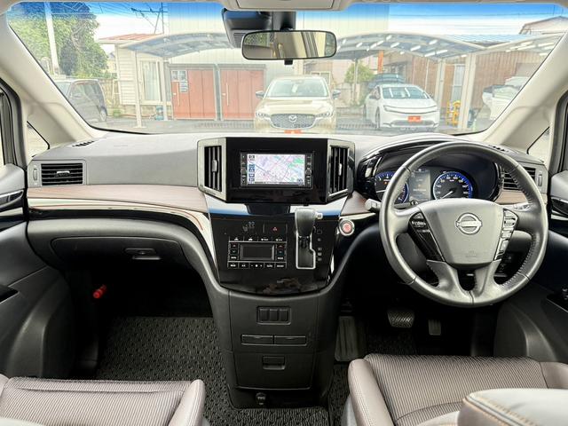 エルグランド ２５０ハイウェイスターＳ　純正ナビ／地デジ／バックカメラ／４ＷＤ／衝突軽減ブレーキ／ＬＥＤヘッドライト／ＥＴＣ／両側電動スライドドア／ハーフレザー／クルーズコントロール／Ｂｌｕｔｏｏｔ接続可能／８人乗り／スマートキー／（46枚目）
