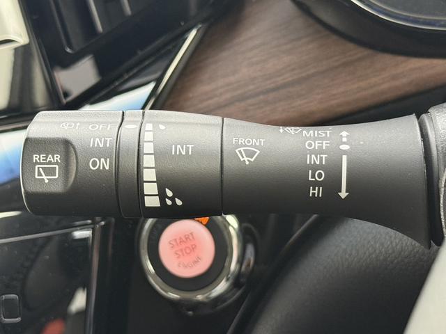 エルグランド ２５０ハイウェイスターＳ　純正ナビ／地デジ／バックカメラ／４ＷＤ／衝突軽減ブレーキ／ＬＥＤヘッドライト／ＥＴＣ／両側電動スライドドア／ハーフレザー／クルーズコントロール／Ｂｌｕｔｏｏｔ接続可能／８人乗り／スマートキー／（55枚目）
