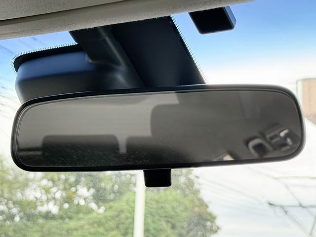 エルグランド ２５０ハイウェイスターＳ　純正ナビ／地デジ／バックカメラ／４ＷＤ／衝突軽減ブレーキ／ＬＥＤヘッドライト／ＥＴＣ／両側電動スライドドア／ハーフレザー／クルーズコントロール／Ｂｌｕｔｏｏｔ接続可能／８人乗り／スマートキー／（69枚目）