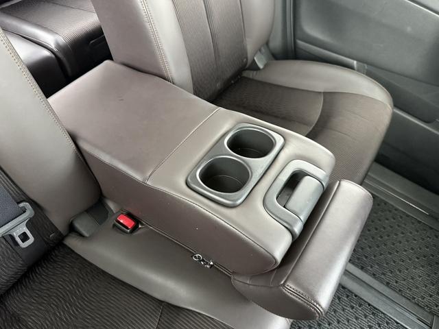 エルグランド ２５０ハイウェイスターＳ　純正ナビ／地デジ／バックカメラ／４ＷＤ／衝突軽減ブレーキ／ＬＥＤヘッドライト／ＥＴＣ／両側電動スライドドア／ハーフレザー／クルーズコントロール／Ｂｌｕｔｏｏｔ接続可能／８人乗り／スマートキー／（75枚目）