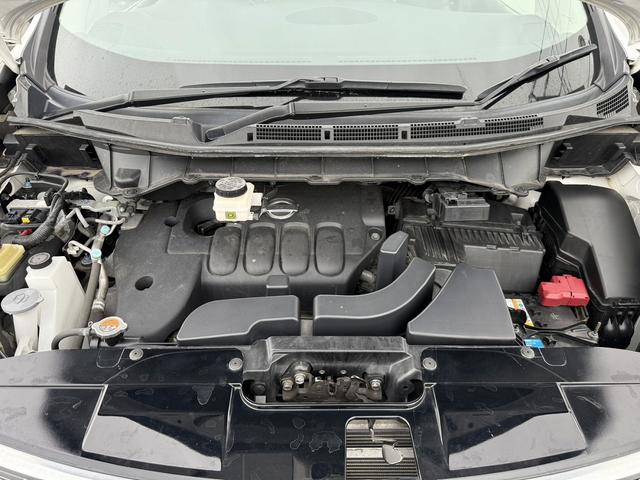 エルグランド ２５０ハイウェイスターＳ　純正ナビ／地デジ／バックカメラ／４ＷＤ／衝突軽減ブレーキ／ＬＥＤヘッドライト／ＥＴＣ／両側電動スライドドア／ハーフレザー／クルーズコントロール／Ｂｌｕｔｏｏｔ接続可能／８人乗り／スマートキー／（79枚目）
