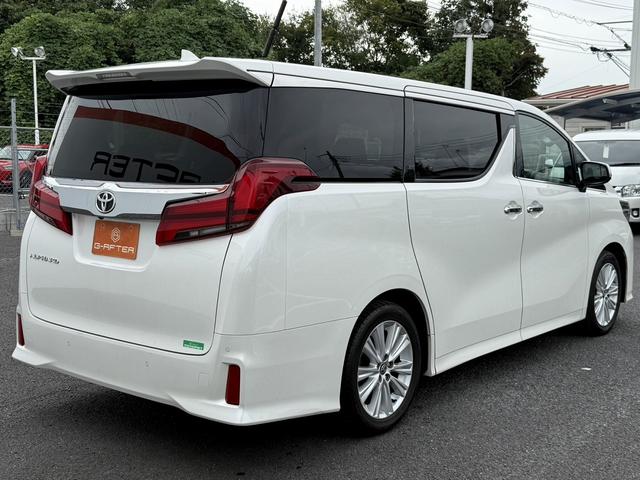 アルファード ２．５Ｓ　レンタＵＰ／メーカーツインサンルーフ／純正９型ナビ／地デジ／バックカメラ／両側電動スライドドア／衝突軽減ブレーキ／レーダークルーズ／ＬＥＤヘッドライト／純正１８インチＡＷ／コーナーセンサー／ＢＴ接続／（24枚目）