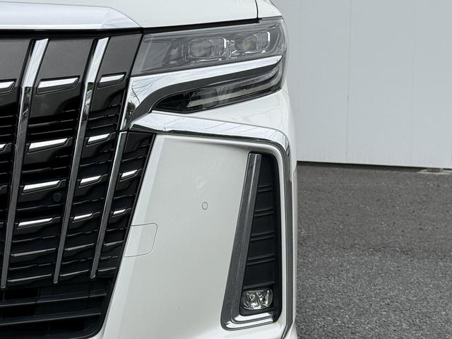 アルファード ２．５Ｓ　レンタＵＰ／メーカーツインサンルーフ／純正９型ナビ／地デジ／バックカメラ／両側電動スライドドア／衝突軽減ブレーキ／レーダークルーズ／ＬＥＤヘッドライト／純正１８インチＡＷ／コーナーセンサー／ＢＴ接続／（28枚目）