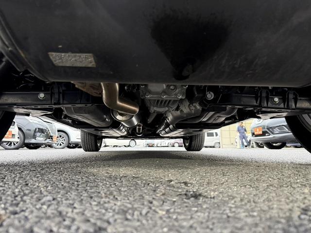 エクストレイル モード・プレミアｉ　ハイブリッド　メーカー９型ナビ／プロパイロット／地デジ／黒革シート／アラウンドビューカメラ／デジタルインナーミラー／電動リアゲート／衝突軽減ブレーキ／ＥＴＣ／全席シートヒーター／４ＷＤ／純正１９ＡＷ／スマートキー（69枚目）