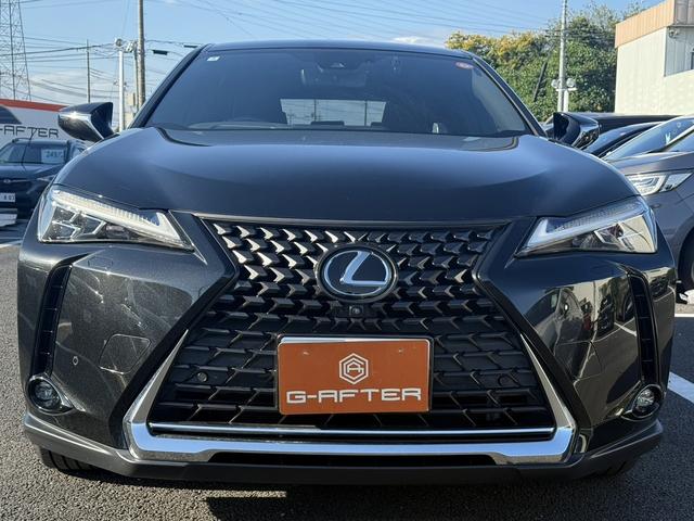 UX UX200 バージョンC 純正ナビ/地デジ/Bカメラ/シートヒータ-/レーダークルーズ/衝突軽減/パワーシート/ETC/ステアリングヒーター/電動リアゲート/Bluetooth接続/スマートフォン置くだけ充電/(8枚目)