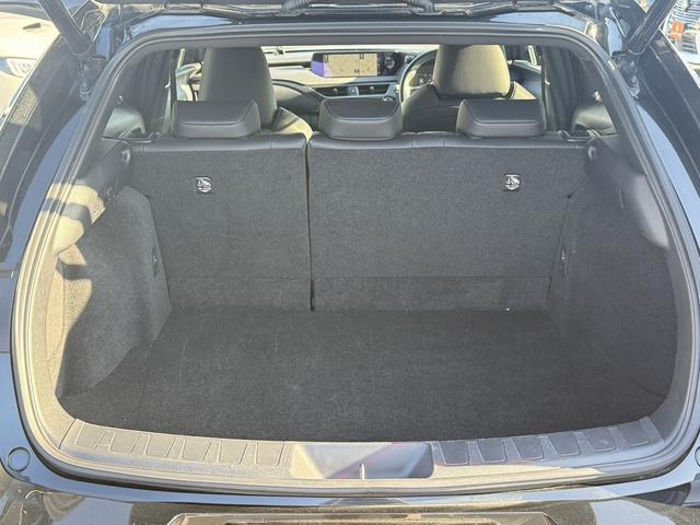 UX UX200 バージョンC 純正ナビ/地デジ/Bカメラ/シートヒータ-/レーダークルーズ/衝突軽減/パワーシート/ETC/ステアリングヒーター/電動リアゲート/Bluetooth接続/スマートフォン置くだけ充電/(15枚目)