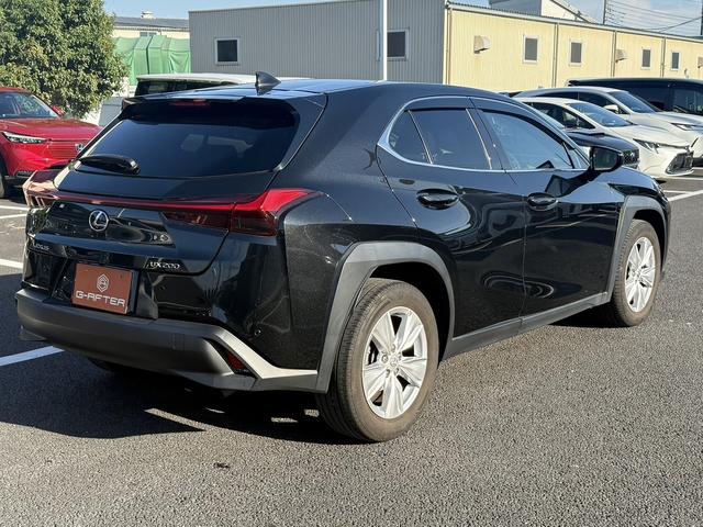 UX UX200 バージョンC 純正ナビ/地デジ/Bカメラ/シートヒータ-/レーダークルーズ/衝突軽減/パワーシート/ETC/ステアリングヒーター/電動リアゲート/Bluetooth接続/スマートフォン置くだけ充電/(22枚目)