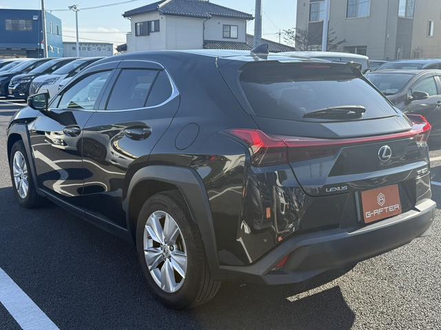 UX UX200 バージョンC 純正ナビ/地デジ/Bカメラ/シートヒータ-/レーダークルーズ/衝突軽減/パワーシート/ETC/ステアリングヒーター/電動リアゲート/Bluetooth接続/スマートフォン置くだけ充電/(23枚目)