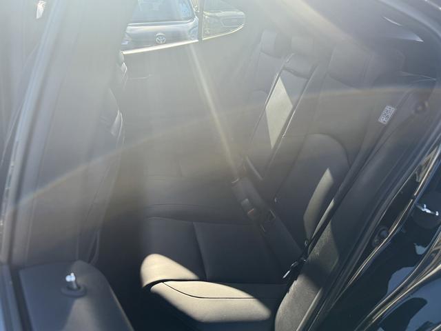 UX UX200 バージョンC 純正ナビ/地デジ/Bカメラ/シートヒータ-/レーダークルーズ/衝突軽減/パワーシート/ETC/ステアリングヒーター/電動リアゲート/Bluetooth接続/スマートフォン置くだけ充電/(41枚目)