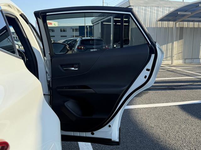 ハリアーハイブリッド Ｚ　ＪＢＬサウンド／純正ナビ／地デジ／Ｂカメラ／電動Ｒゲート／レーダークルーズコントロール／ＥＴＣ／ＬＥＤヘッドライト／ブルートゥースオーディオ／スマートキー／プッシュスタート／（29枚目）