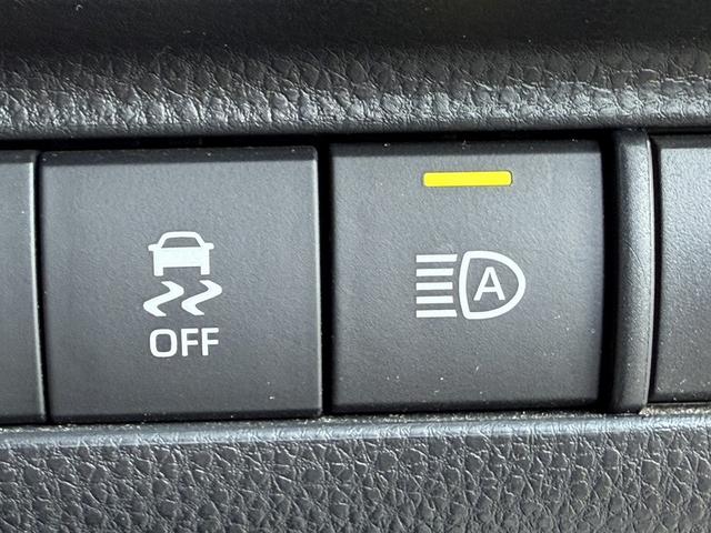 ハリアーハイブリッド Ｚ　ＪＢＬサウンド／純正ナビ／地デジ／Ｂカメラ／電動Ｒゲート／レーダークルーズコントロール／ＥＴＣ／ＬＥＤヘッドライト／ブルートゥースオーディオ／スマートキー／プッシュスタート／（53枚目）