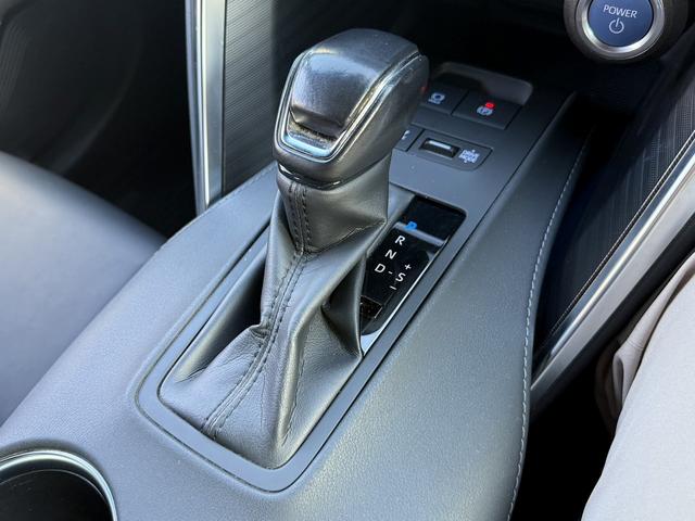 ハリアーハイブリッド Ｚ　ＪＢＬサウンド／純正ナビ／地デジ／Ｂカメラ／電動Ｒゲート／レーダークルーズコントロール／ＥＴＣ／ＬＥＤヘッドライト／ブルートゥースオーディオ／スマートキー／プッシュスタート／（60枚目）