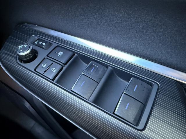 ハリアーハイブリッド Ｚ　ＪＢＬサウンド／純正ナビ／地デジ／Ｂカメラ／電動Ｒゲート／レーダークルーズコントロール／ＥＴＣ／ＬＥＤヘッドライト／ブルートゥースオーディオ／スマートキー／プッシュスタート／（69枚目）