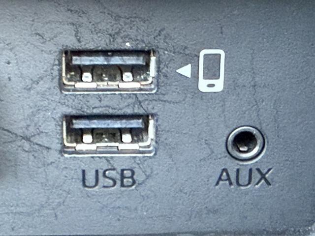 ロードスターＲＦ ＶＳ　６速ＭＴ／赤革シート／Ｂｒｅｎｂｏキャリパー／地デジ／クルーズコントロール／シートヒーター／ＢＢＳホイール／ＥＴＣ／ＬＥＤヘッドライト／電動開閉式ハードトップ／禁煙車／スマートキー／プッシュスタート／（53枚目）