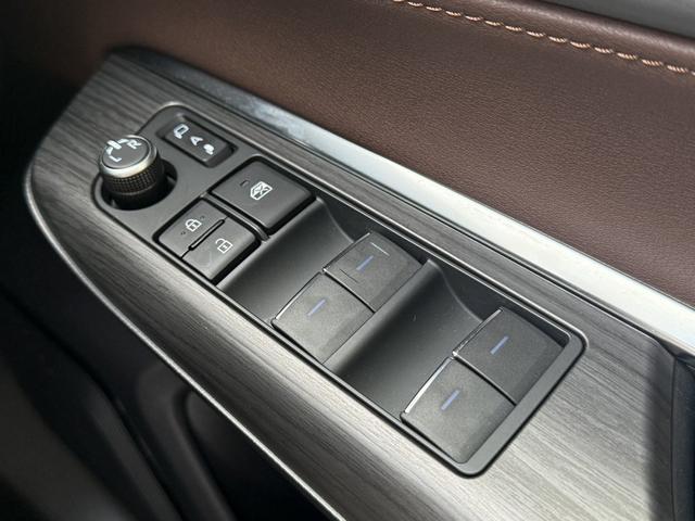 ハリアー Z 禁煙車 純正12.3インチナビ JBLプレミアムサウンド9スピーカー フルセグ/電動リアゲート バックカメラ アダクティブクルーズ 衝突軽減 ブラインドスポットモニター デジタルインナーミラー ETC(62枚目)