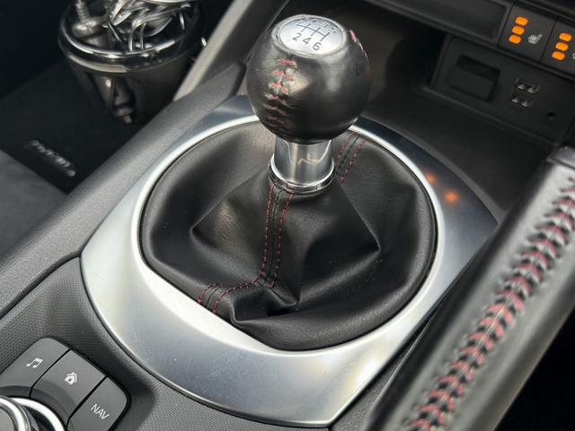 ロードスター RS 6MT/純正ナビ/バックカメラ/衝突軽減ブレーキ/両側シートヒーター/LEDヘッドライト/ETC/ハーフレザー/スマートキー/プッシュスタート/ブルーテュースオーディオ/(3枚目)