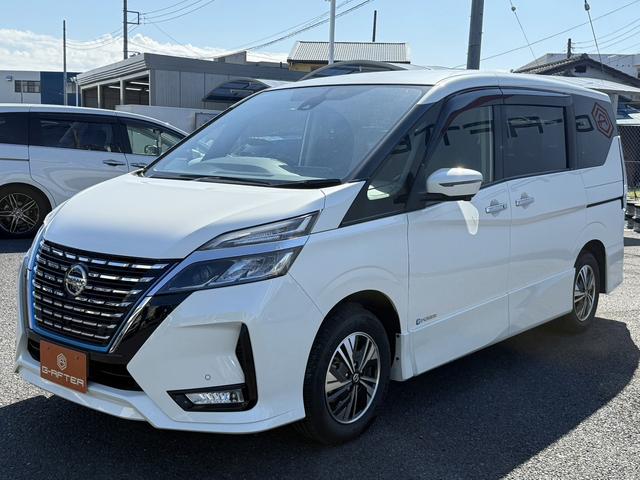 セレナ ｅ－パワー　ハイウェイスターＶ　セーフティパックＢ　寒冷地仕様　インテリジェントアラウンドビューモニター　プロパイロット　両側電動スライドドア　衝突軽減　リアオートエアコン　ハンズフリーパワースライドドア　ＥＴＣ　Ｂｌｕｅｔｏｏｔｈ（14枚目）