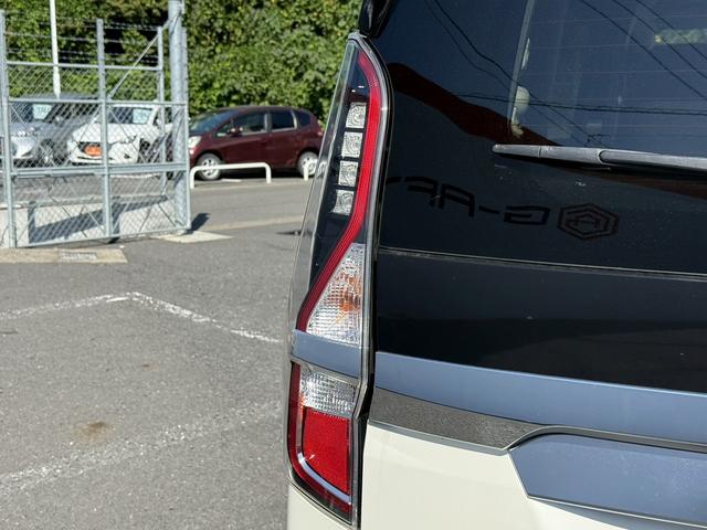 セレナ ｅ－パワー　ハイウェイスターＶ　セーフティパックＢ　寒冷地仕様　インテリジェントアラウンドビューモニター　プロパイロット　両側電動スライドドア　衝突軽減　リアオートエアコン　ハンズフリーパワースライドドア　ＥＴＣ　Ｂｌｕｅｔｏｏｔｈ（20枚目）