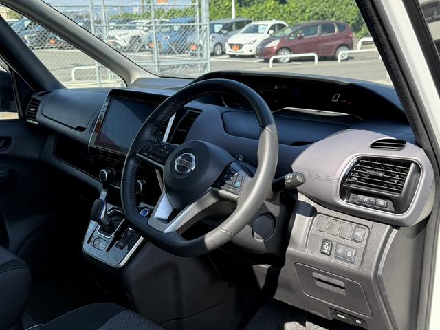 セレナ ｅ－パワー　ハイウェイスターＶ　セーフティパックＢ　寒冷地仕様　インテリジェントアラウンドビューモニター　プロパイロット　両側電動スライドドア　衝突軽減　リアオートエアコン　ハンズフリーパワースライドドア　ＥＴＣ　Ｂｌｕｅｔｏｏｔｈ（36枚目）