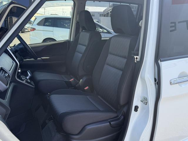 セレナ ｅ－パワー　ハイウェイスターＶ　セーフティパックＢ　寒冷地仕様　インテリジェントアラウンドビューモニター　プロパイロット　両側電動スライドドア　衝突軽減　リアオートエアコン　ハンズフリーパワースライドドア　ＥＴＣ　Ｂｌｕｅｔｏｏｔｈ（42枚目）