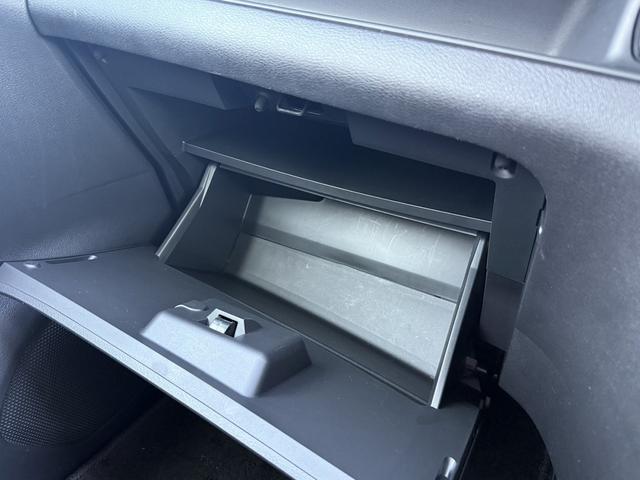 セレナ ｅ－パワー　ハイウェイスターＶ　セーフティパックＢ　寒冷地仕様　インテリジェントアラウンドビューモニター　プロパイロット　両側電動スライドドア　衝突軽減　リアオートエアコン　ハンズフリーパワースライドドア　ＥＴＣ　Ｂｌｕｅｔｏｏｔｈ（66枚目）