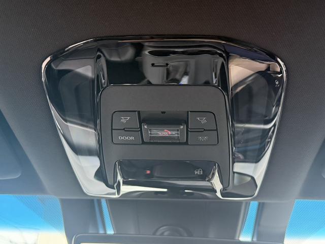 ハリアー G 禁煙車/レンタアップ/純正8インチナビゲーション/バックカメラ/フルセグ/衝突軽減ブレーキ/ハーフレザーシート/電動リアゲート/ETC/デジタルインナーミラー/デュアルエアコン/電動チルトステアリング(65枚目)