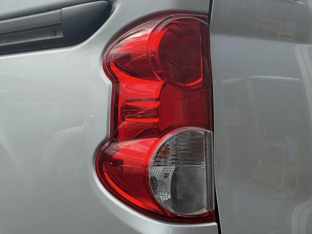 NISSAN NV200 VANETTE VAN PREMIUM GX