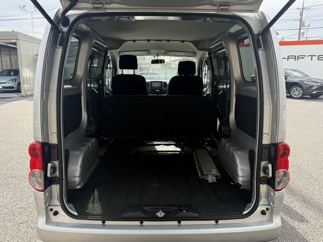 NISSAN NV200 VANETTE VAN PREMIUM GX