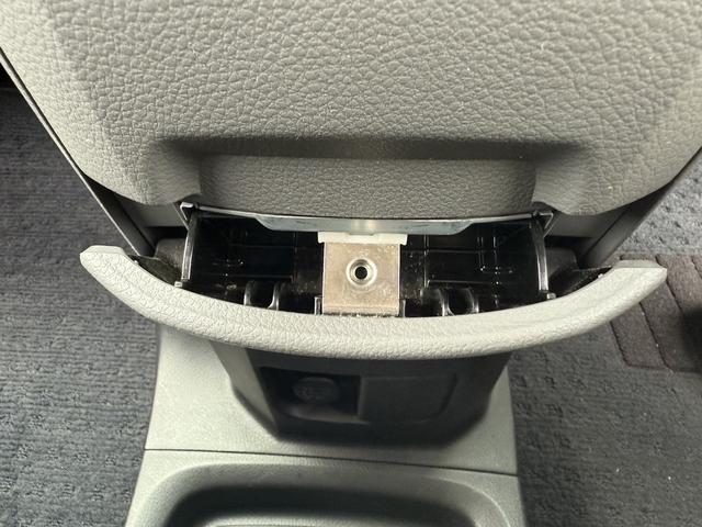 NISSAN NV200 VANETTE VAN PREMIUM GX