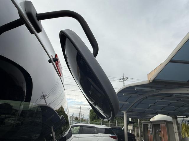 NISSAN NV200 VANETTE VAN PREMIUM GX