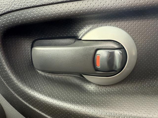 NISSAN NV200 VANETTE VAN PREMIUM GX