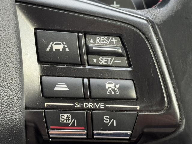 レヴォーグ ２．０ＳＴＩスポーツアイサイト　純正８インチナビ　バックカメラ　フルセグ　アイサイトバージョン３　アダクティブクルーズコントロール　アドバンスドセーフティパッケージ　シートヒーター　ＥＴＣ　メモリー機能付きパワーシート　サイドビュー（7枚目）