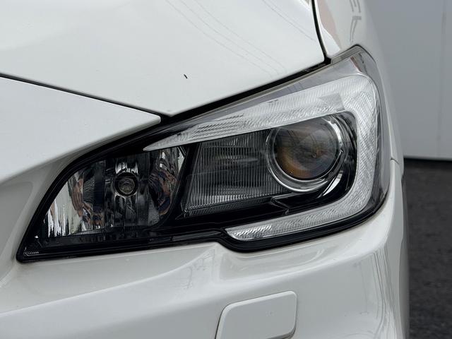 レヴォーグ ２．０ＳＴＩスポーツアイサイト　純正８インチナビ　バックカメラ　フルセグ　アイサイトバージョン３　アダクティブクルーズコントロール　アドバンスドセーフティパッケージ　シートヒーター　ＥＴＣ　メモリー機能付きパワーシート　サイドビュー（16枚目）