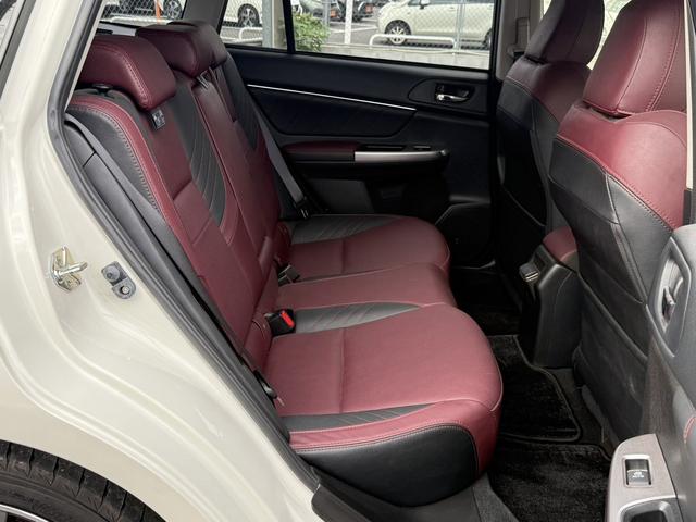 レヴォーグ ２．０ＳＴＩスポーツアイサイト　純正８インチナビ　バックカメラ　フルセグ　アイサイトバージョン３　アダクティブクルーズコントロール　アドバンスドセーフティパッケージ　シートヒーター　ＥＴＣ　メモリー機能付きパワーシート　サイドビュー（34枚目）