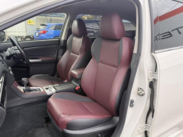 レヴォーグ ２．０ＳＴＩスポーツアイサイト　純正８インチナビ　バックカメラ　フルセグ　アイサイトバージョン３　アダクティブクルーズコントロール　アドバンスドセーフティパッケージ　シートヒーター　ＥＴＣ　メモリー機能付きパワーシート　サイドビュー（37枚目）