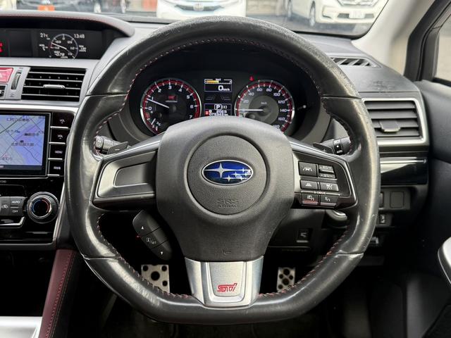 レヴォーグ ２．０ＳＴＩスポーツアイサイト　純正８インチナビ　バックカメラ　フルセグ　アイサイトバージョン３　アダクティブクルーズコントロール　アドバンスドセーフティパッケージ　シートヒーター　ＥＴＣ　メモリー機能付きパワーシート　サイドビュー（41枚目）