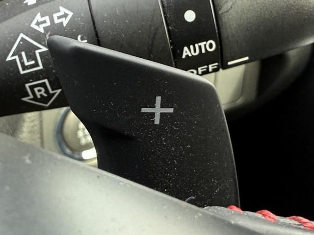 レヴォーグ ２．０ＳＴＩスポーツアイサイト　純正８インチナビ　バックカメラ　フルセグ　アイサイトバージョン３　アダクティブクルーズコントロール　アドバンスドセーフティパッケージ　シートヒーター　ＥＴＣ　メモリー機能付きパワーシート　サイドビュー（48枚目）