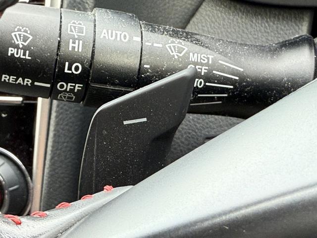 レヴォーグ ２．０ＳＴＩスポーツアイサイト　純正８インチナビ　バックカメラ　フルセグ　アイサイトバージョン３　アダクティブクルーズコントロール　アドバンスドセーフティパッケージ　シートヒーター　ＥＴＣ　メモリー機能付きパワーシート　サイドビュー（49枚目）