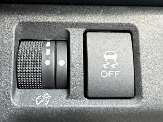 レヴォーグ ２．０ＳＴＩスポーツアイサイト　純正８インチナビ　バックカメラ　フルセグ　アイサイトバージョン３　アダクティブクルーズコントロール　アドバンスドセーフティパッケージ　シートヒーター　ＥＴＣ　メモリー機能付きパワーシート　サイドビュー（53枚目）