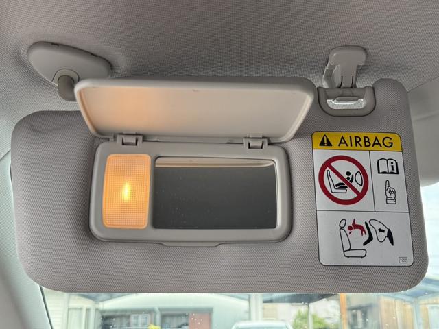 レヴォーグ ２．０ＳＴＩスポーツアイサイト　純正８インチナビ　バックカメラ　フルセグ　アイサイトバージョン３　アダクティブクルーズコントロール　アドバンスドセーフティパッケージ　シートヒーター　ＥＴＣ　メモリー機能付きパワーシート　サイドビュー（68枚目）