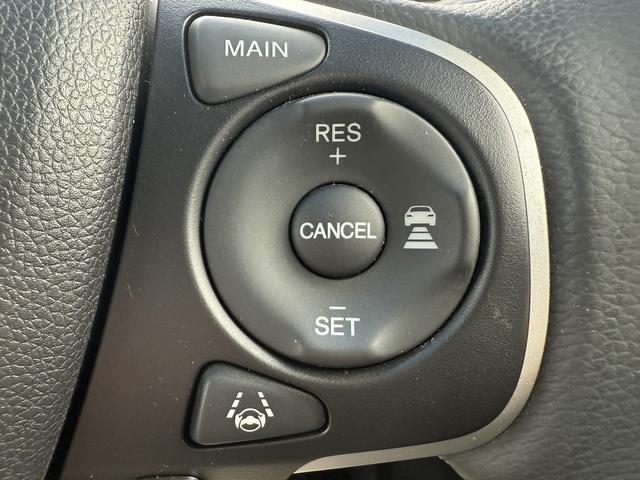 ステップワゴンスパーダ スパーダハイブリッド G ホンダセンシング 禁煙車 1オーナー 純正10インチナビ 後席モニター バックカメラ フルセグ 両側電動スライド 7人乗リ 衝突軽減ブレーキ ダダクティブクルーズ わくわくゲート デュアルエアコン レーンキープアシスト(7枚目)